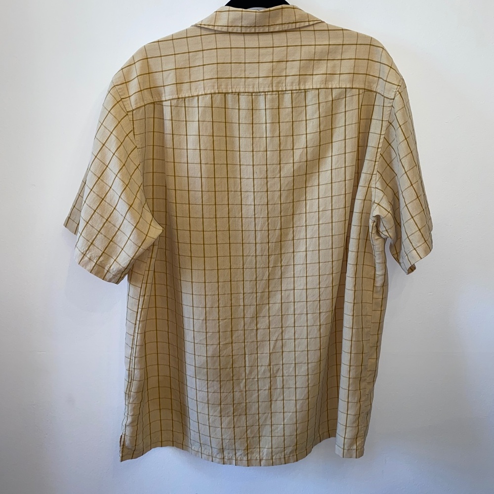 Good Used Condition Columbia plaid shirt - Picture 5 of 5